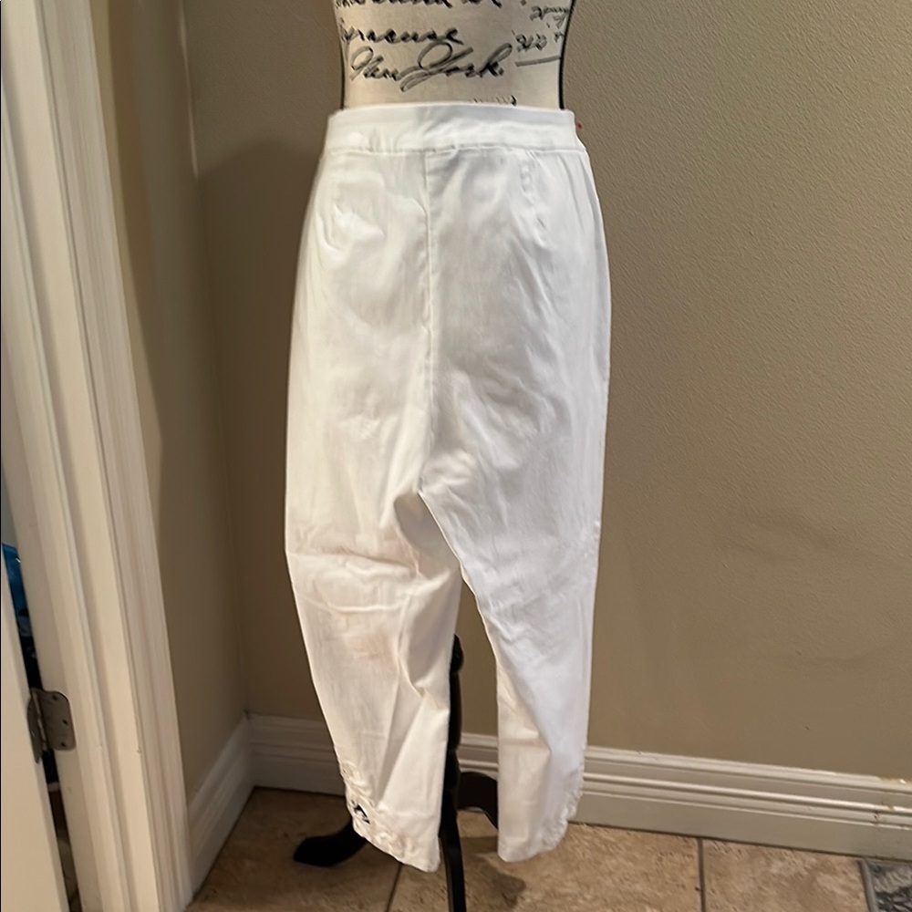 3 pairs of INC White, Navy, and Black Capri/Ankle length pants - Picture 4 of 11